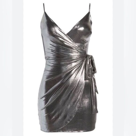 Jump Apparel Metallic Wrap Mini Dress Size 7/8 - Picture 1 of 10